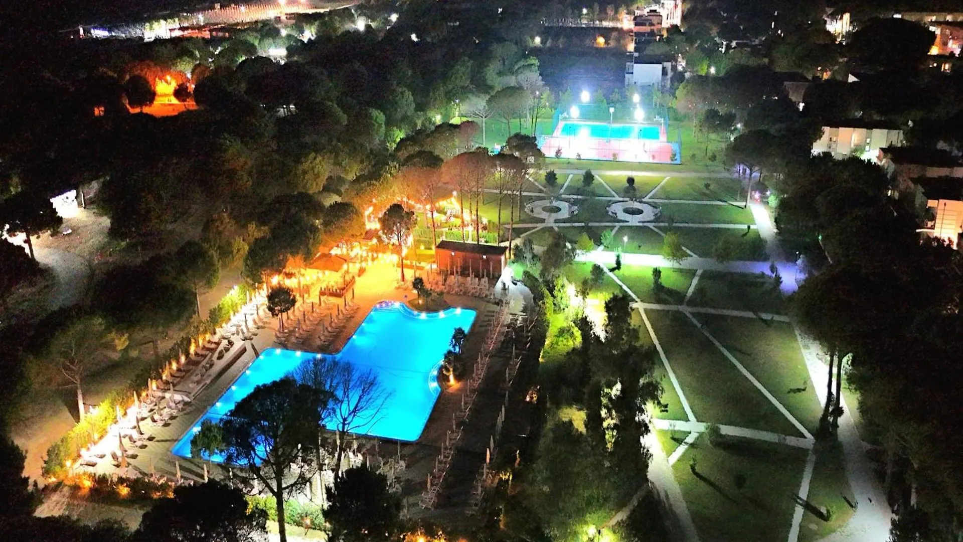 Family-Friendly Apartment Near Beach Plazhi San Pietro 0*,