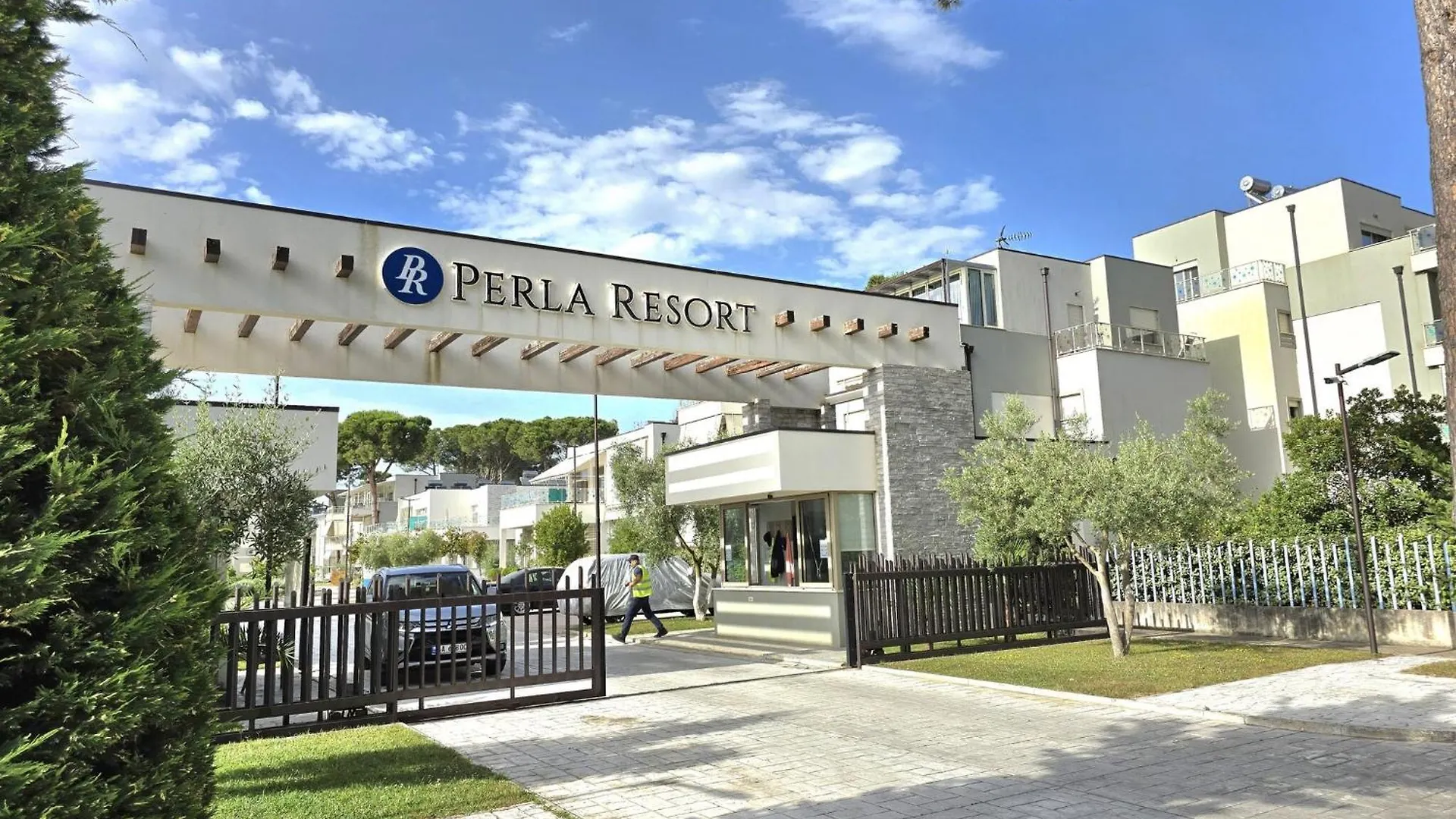 Family-Friendly Apartment Near Beach Plazhi San Pietro